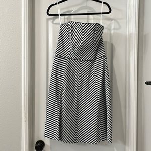 White House Black Market Striped Knee-Length Strapless Dress - NWT, Size 6